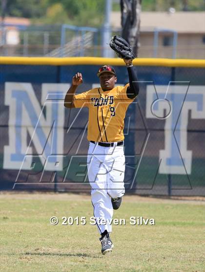 Thumbnail 3 in El Camino Real vs. Bishop O'Dowd (65th Annual San Diego Lions Tournament) photogallery.