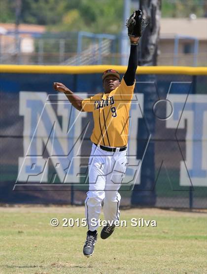 Thumbnail 2 in El Camino Real vs. Bishop O'Dowd (65th Annual San Diego Lions Tournament) photogallery.