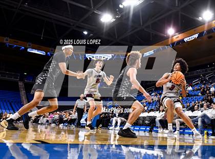 Thumbnail 2 in Sierra Canyon vs. JSerra Catholic photogallery.