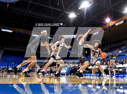 Thumbnail 1 in Sierra Canyon vs. JSerra Catholic photogallery.