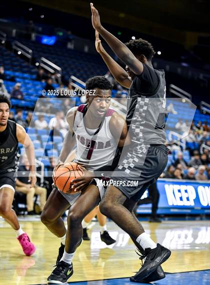 Thumbnail 3 in Sierra Canyon vs. JSerra Catholic photogallery.