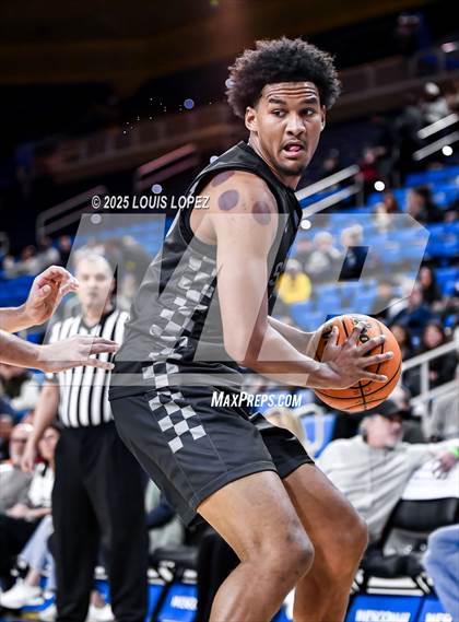 Thumbnail 3 in Sierra Canyon vs. JSerra Catholic photogallery.