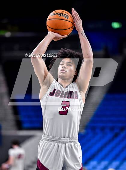 Thumbnail 2 in Sierra Canyon vs. JSerra Catholic photogallery.