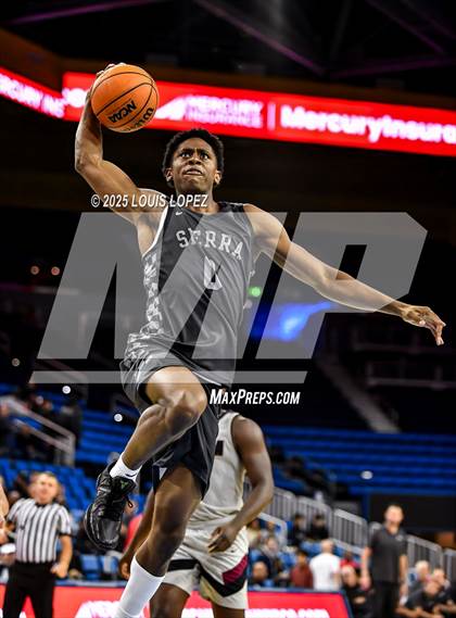 Thumbnail 2 in Sierra Canyon vs. JSerra Catholic photogallery.