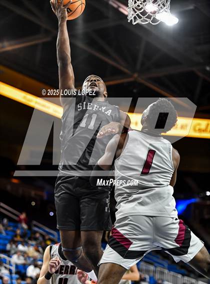 Thumbnail 3 in Sierra Canyon vs. JSerra Catholic photogallery.
