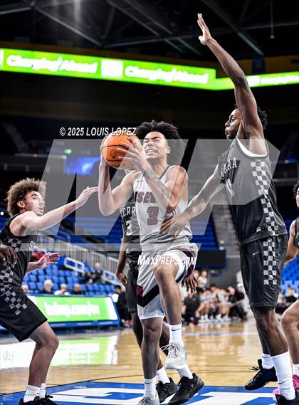 Thumbnail 1 in Sierra Canyon vs. JSerra Catholic photogallery.