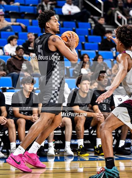 Thumbnail 1 in Sierra Canyon vs. JSerra Catholic photogallery.