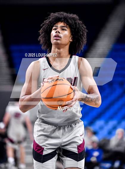 Thumbnail 3 in Sierra Canyon vs. JSerra Catholic photogallery.