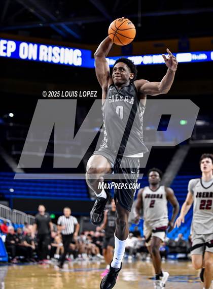 Thumbnail 2 in Sierra Canyon vs. JSerra Catholic photogallery.