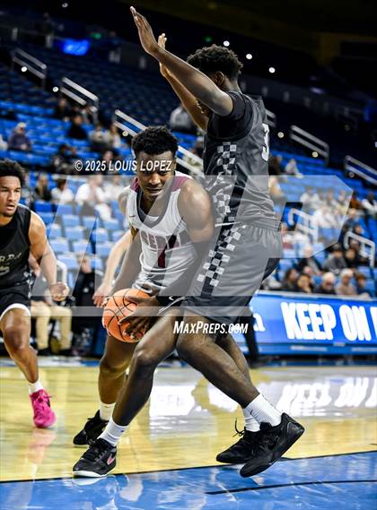 Thumbnail 2 in Sierra Canyon vs. JSerra Catholic photogallery.