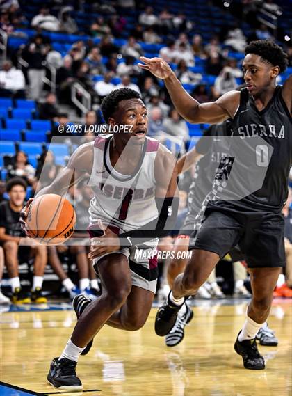Thumbnail 1 in Sierra Canyon vs. JSerra Catholic photogallery.