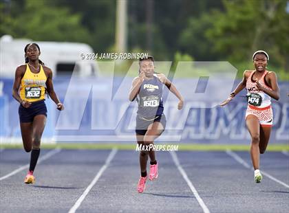 Thumbnail 3 in FHSAA 2A Finals (200 Meter) photogallery.