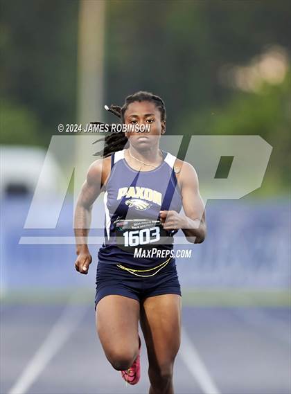 Thumbnail 1 in FHSAA 2A Finals (200 Meter) photogallery.
