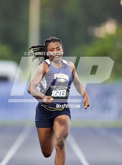 Thumbnail 3 in FHSAA 2A Finals (200 Meter) photogallery.