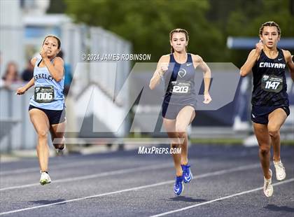 Thumbnail 1 in FHSAA 2A Finals (200 Meter) photogallery.