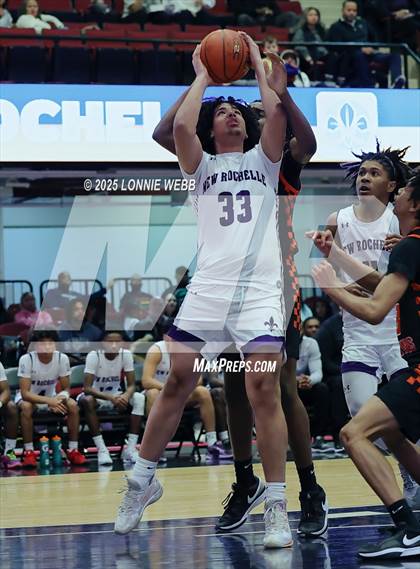 Thumbnail 2 in White Plains vs New Rochelle (Slam Dunk Showcase) photogallery.