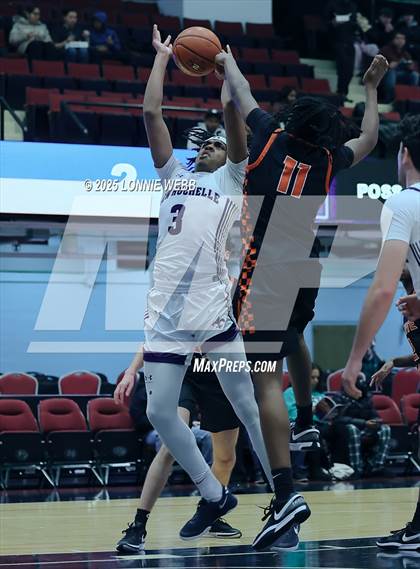 Thumbnail 3 in White Plains vs New Rochelle (Slam Dunk Showcase) photogallery.