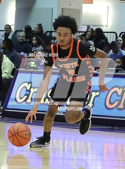 Thumbnail 3 in White Plains vs New Rochelle (Slam Dunk Showcase) photogallery.