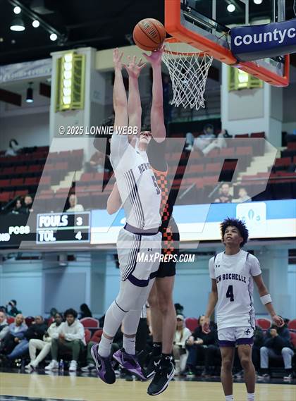 Thumbnail 2 in White Plains vs New Rochelle (Slam Dunk Showcase) photogallery.