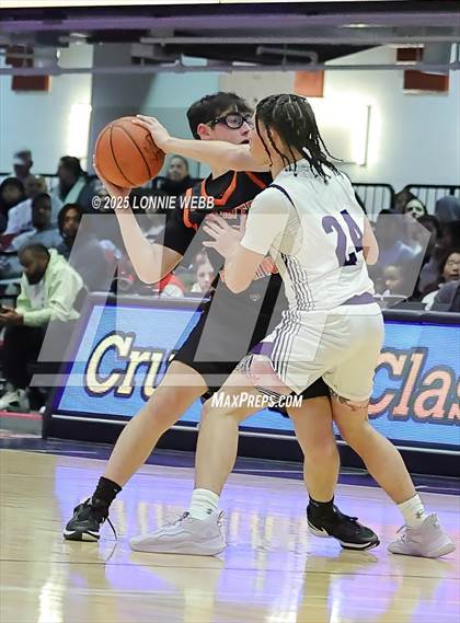 Thumbnail 1 in White Plains vs New Rochelle (Slam Dunk Showcase) photogallery.
