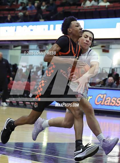 Thumbnail 1 in White Plains vs New Rochelle (Slam Dunk Showcase) photogallery.