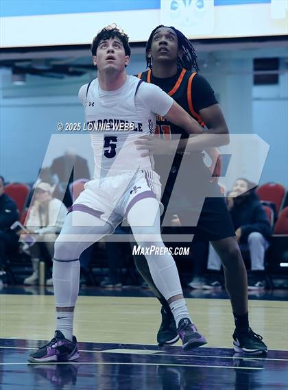 Thumbnail 3 in White Plains vs New Rochelle (Slam Dunk Showcase) photogallery.