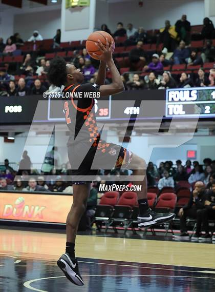 Thumbnail 3 in White Plains vs New Rochelle (Slam Dunk Showcase) photogallery.