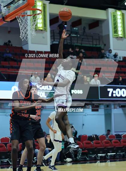Thumbnail 1 in White Plains vs New Rochelle (Slam Dunk Showcase) photogallery.