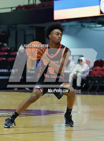Thumbnail 3 in White Plains vs New Rochelle (Slam Dunk Showcase) photogallery.