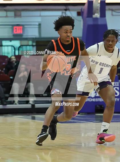 Thumbnail 1 in White Plains vs New Rochelle (Slam Dunk Showcase) photogallery.