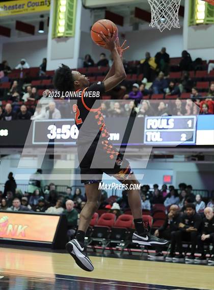 Thumbnail 1 in White Plains vs New Rochelle (Slam Dunk Showcase) photogallery.