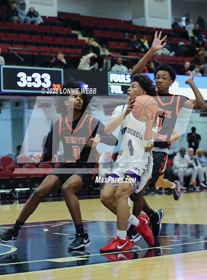 Thumbnail 3 in White Plains vs New Rochelle (Slam Dunk Showcase) photogallery.