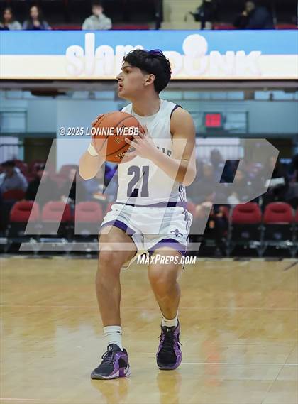 Thumbnail 2 in White Plains vs New Rochelle (Slam Dunk Showcase) photogallery.