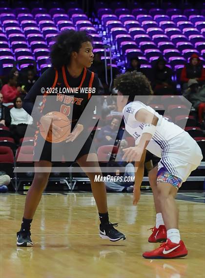 Thumbnail 1 in White Plains vs New Rochelle (Slam Dunk Showcase) photogallery.