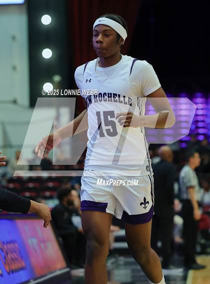 Thumbnail 3 in White Plains vs New Rochelle (Slam Dunk Showcase) photogallery.