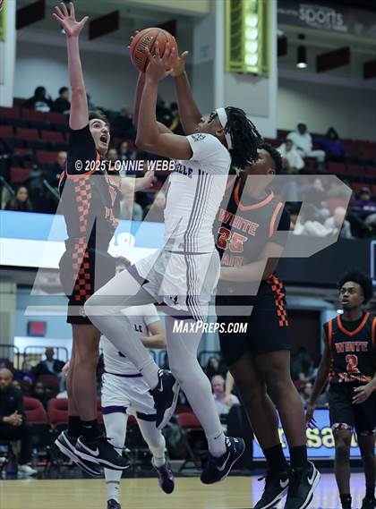 Thumbnail 1 in White Plains vs New Rochelle (Slam Dunk Showcase) photogallery.