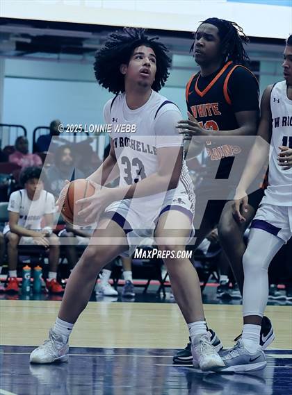 Thumbnail 3 in White Plains vs New Rochelle (Slam Dunk Showcase) photogallery.