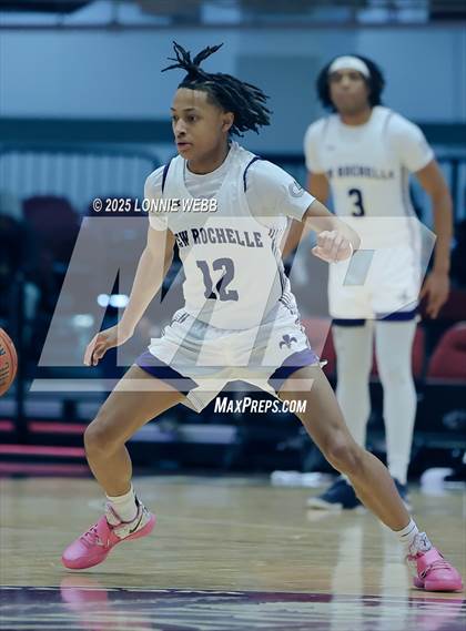 Thumbnail 1 in White Plains vs New Rochelle (Slam Dunk Showcase) photogallery.