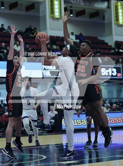 Thumbnail 2 in White Plains vs New Rochelle (Slam Dunk Showcase) photogallery.