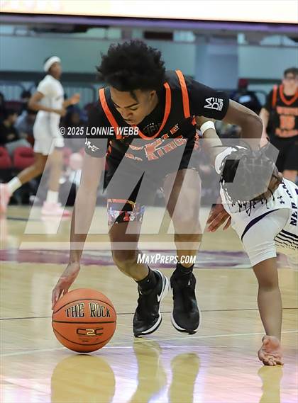 Thumbnail 1 in White Plains vs New Rochelle (Slam Dunk Showcase) photogallery.