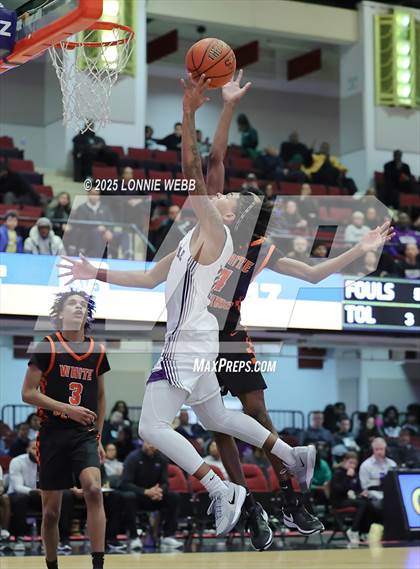 Thumbnail 2 in White Plains vs New Rochelle (Slam Dunk Showcase) photogallery.