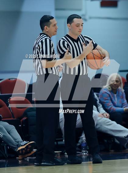 Thumbnail 3 in White Plains vs New Rochelle (Slam Dunk Showcase) photogallery.
