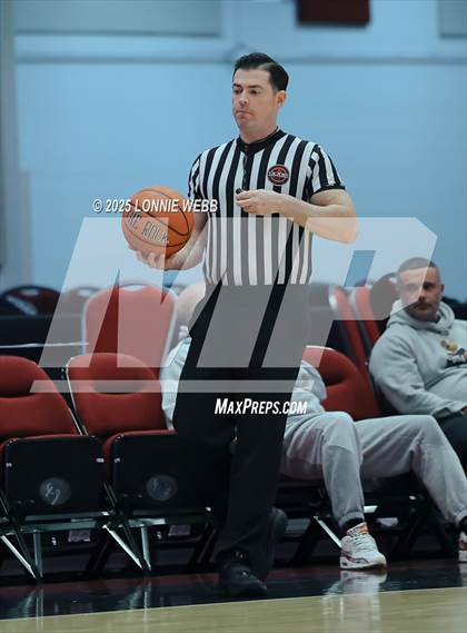 Thumbnail 1 in White Plains vs New Rochelle (Slam Dunk Showcase) photogallery.
