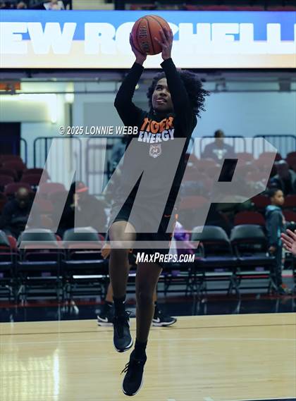 Thumbnail 1 in White Plains vs New Rochelle (Slam Dunk Showcase) photogallery.
