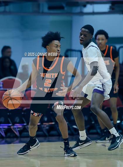 Thumbnail 1 in White Plains vs New Rochelle (Slam Dunk Showcase) photogallery.