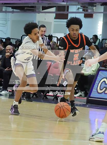 Thumbnail 2 in White Plains vs New Rochelle (Slam Dunk Showcase) photogallery.