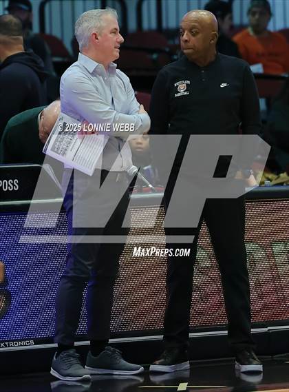 Thumbnail 1 in White Plains vs New Rochelle (Slam Dunk Showcase) photogallery.