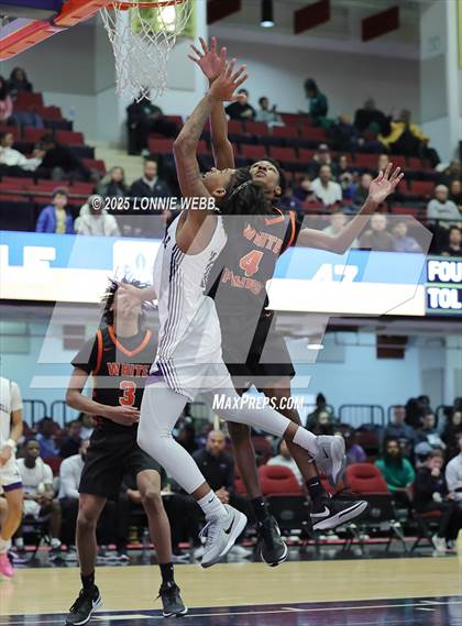 Thumbnail 3 in White Plains vs New Rochelle (Slam Dunk Showcase) photogallery.
