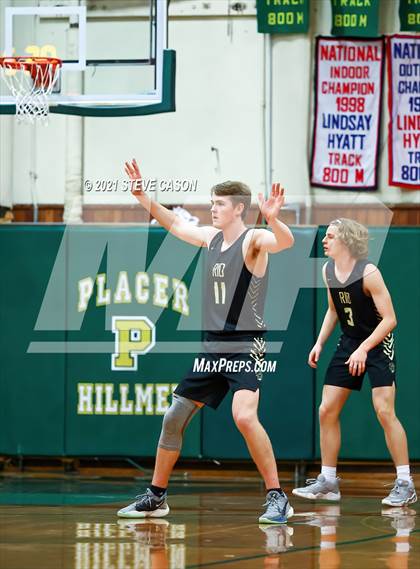 Thumbnail 1 in Rio Americano vs Golden Sierra (Kendall Arnett Tournament) photogallery.