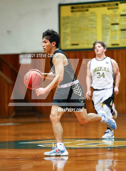 Thumbnail 3 in Rio Americano vs Golden Sierra (Kendall Arnett Tournament) photogallery.